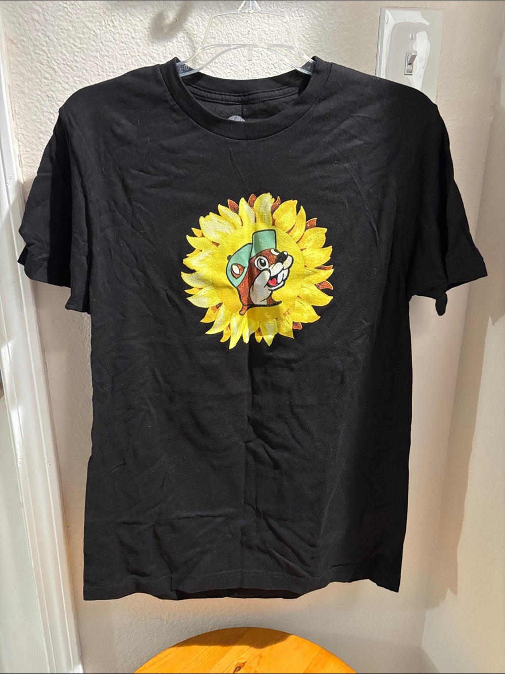 Buc-ee’s Women’s Black Sunflower Tee M